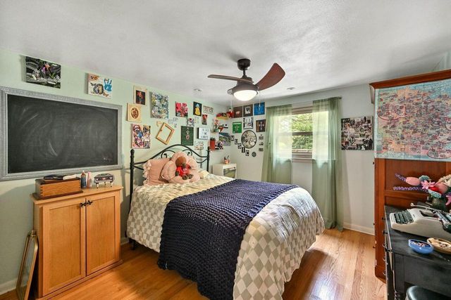 5701 S 121st STREET, Hales Corners, WI 53130