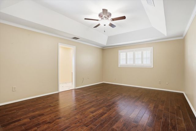 4201 Winding Way, Benbrook, TX 76126