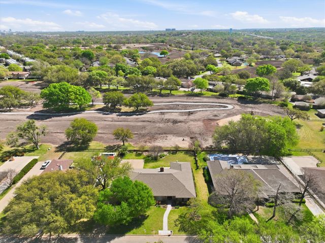 4201 Winding Way, Benbrook, TX 76126