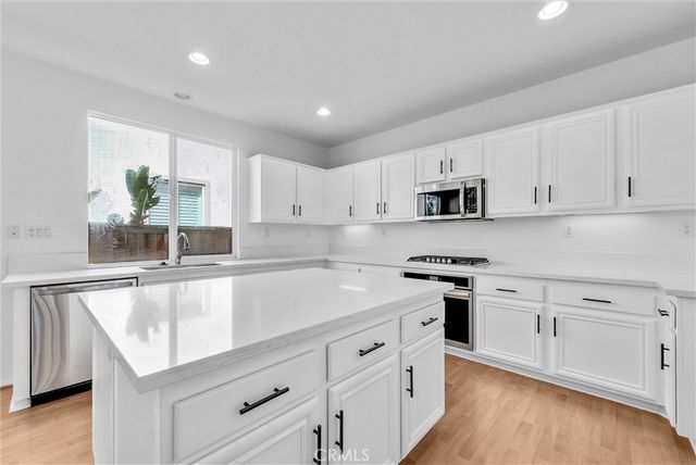 33123 Yucca Street, Temecula, CA 92592