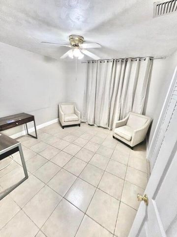 340 W Blue Heron Boulevard A, Riviera Beach, FL 33404