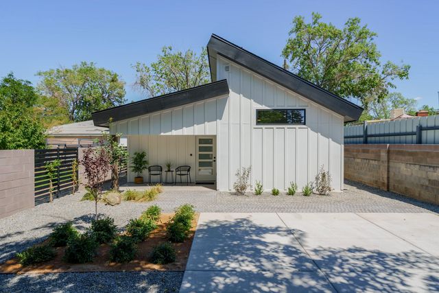 3400 Dellwood Court NE, Albuquerque, NM 87110