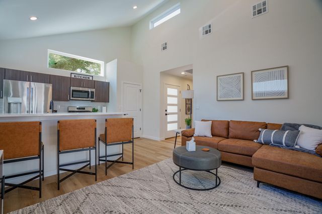 3400 Dellwood Court NE, Albuquerque, NM 87110