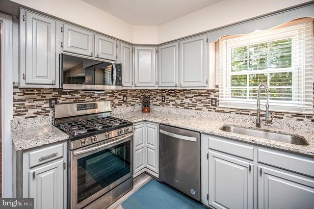 11620 NEW BOND ST, Fredericksburg, VA 22408
