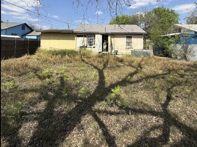 106 Wichita CT, San Antonio, TX 78225