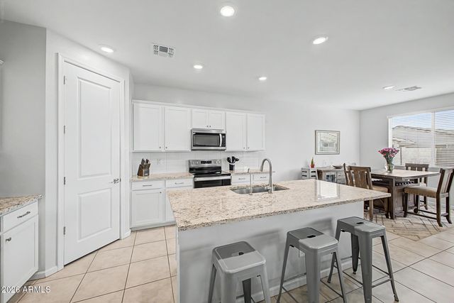 17985 W AVENIDA DEL SOL --, Surprise, AZ 85387