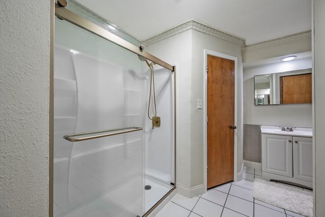 3407 Dovecreek Drive, Arlington, TX 76016