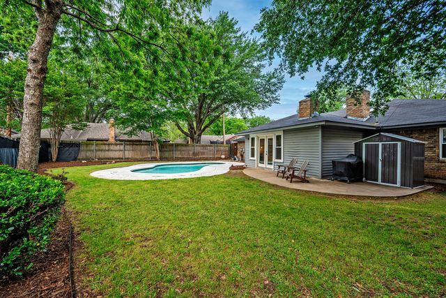 3407 Dovecreek Drive, Arlington, TX 76016