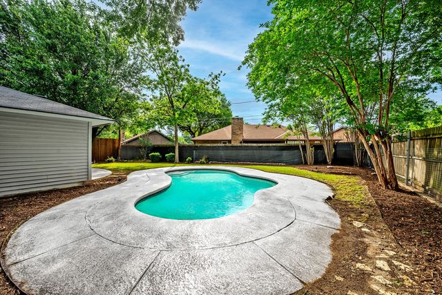 3407 Dovecreek Drive, Arlington, TX 76016