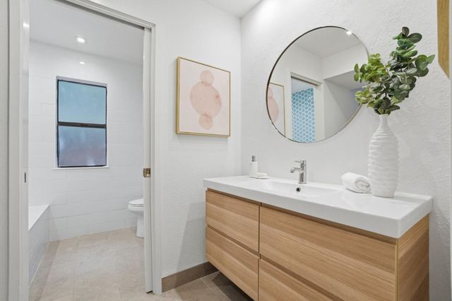 58 E Poplar Avenue 3, San Mateo, CA 94401