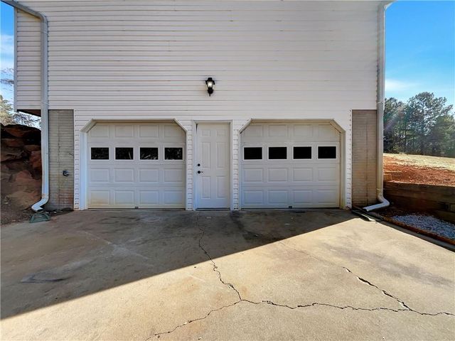 2 Mallory Drive, Adairsville, GA 30103