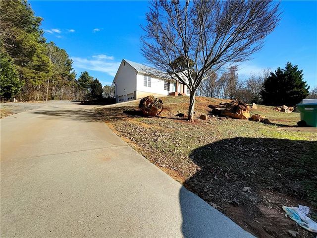 2 Mallory Drive, Adairsville, GA 30103