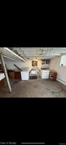 5250 Calhoun Street, Dearborn, MI 48126
