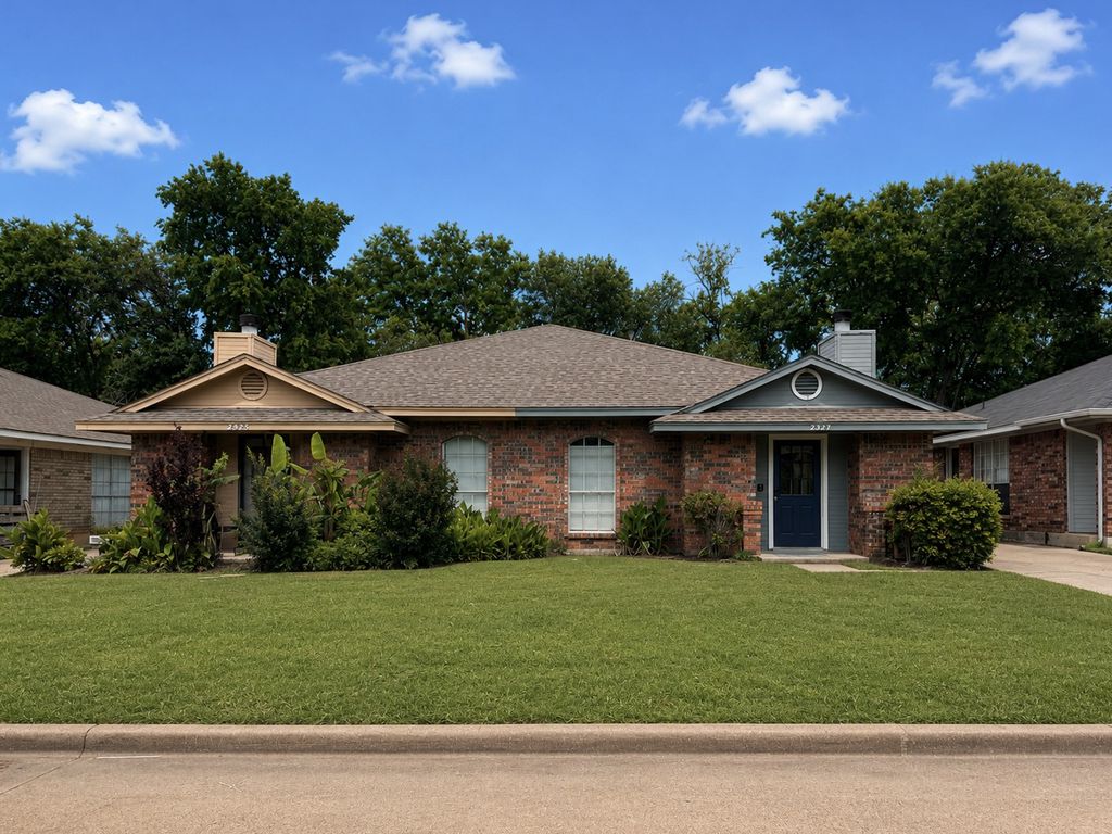 2327 Summer Place Drive, Arlington, TX 76014