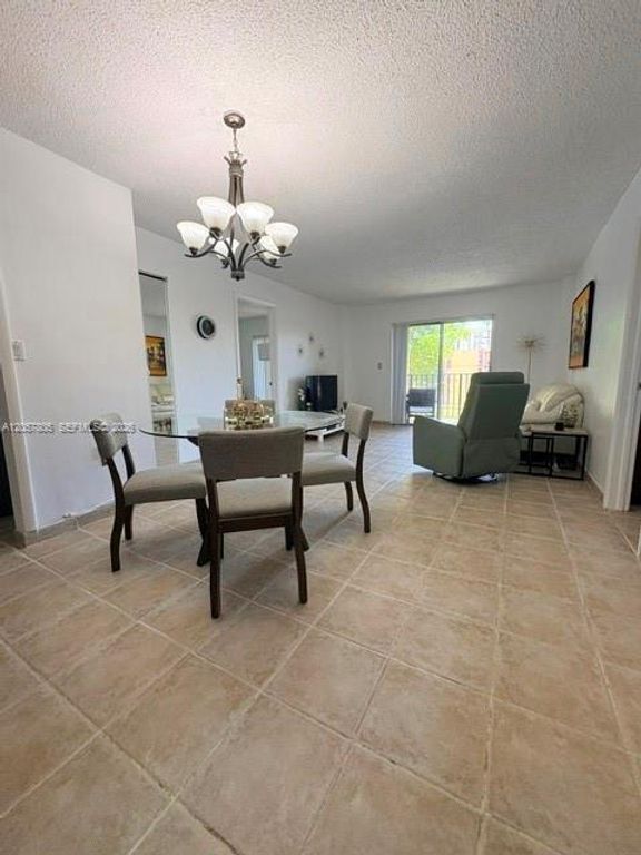 4717 NW 7th St 306-10, Miami, FL 33126