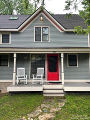 438 Third Street 2, Ann Arbor, MI 48103