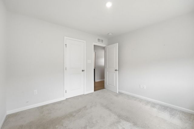 187 Chesapeake Circle 187 Chesapeake Circle, Springfield, OH 45505