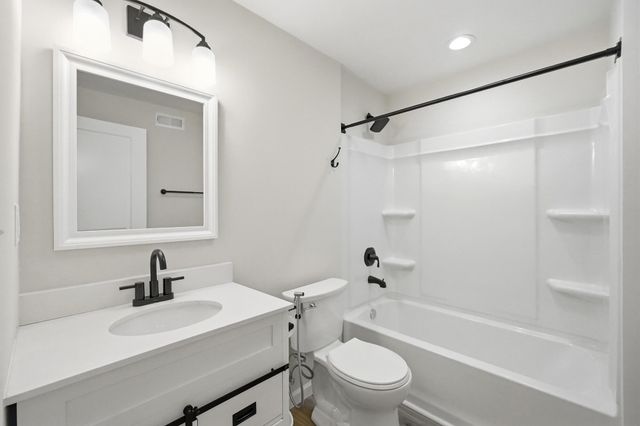 187 Chesapeake Circle 187 Chesapeake Circle, Springfield, OH 45505