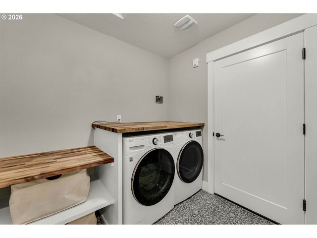 2920 S HARPER VALLEY Way, Ridgefield, WA 98642