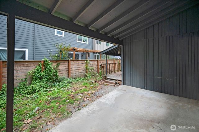 330 SE Clark Street, Issaquah, WA 98027
