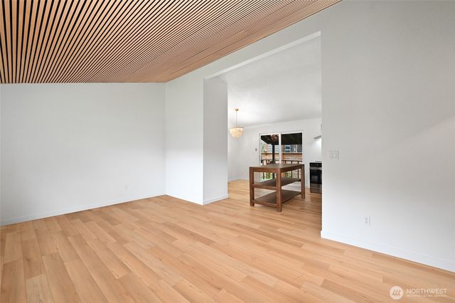 330 SE Clark Street, Issaquah, WA 98027