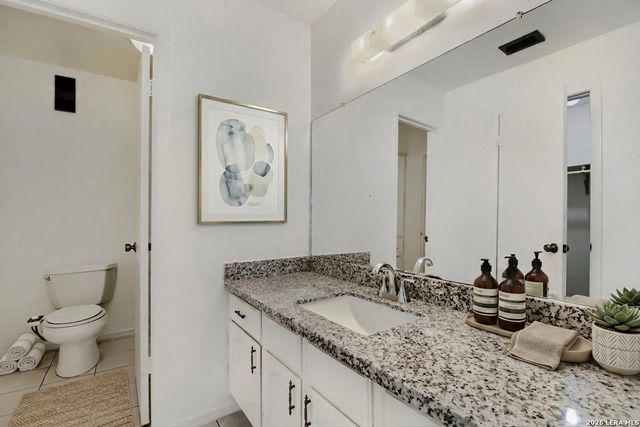 4119 Medical Dr Apt D205, San Antonio, TX 78229