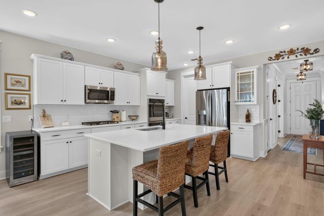 136 Leeward Landing, Summerville, SC 29486