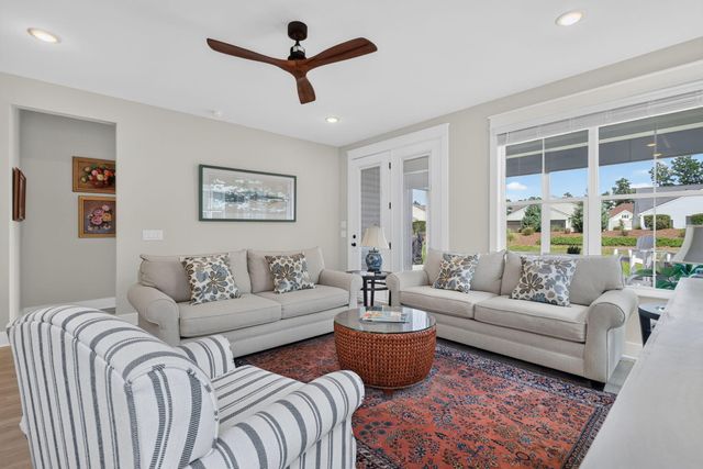136 Leeward Landing, Summerville, SC 29486