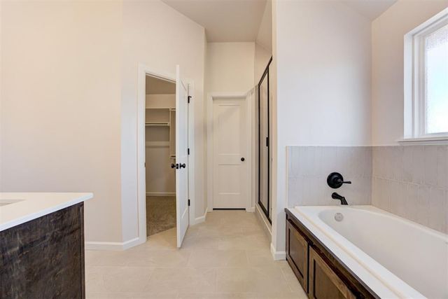 11941 NW 120th Street, Yukon, OK 73099