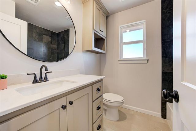 11941 NW 120th Street, Yukon, OK 73099