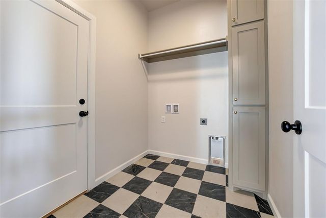 11941 NW 120th Street, Yukon, OK 73099