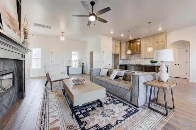 11941 NW 120th Street, Yukon, OK 73099