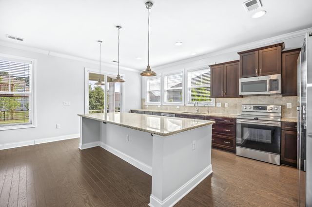 4537 Planters Row Way, Myrtle Beach, SC 29579