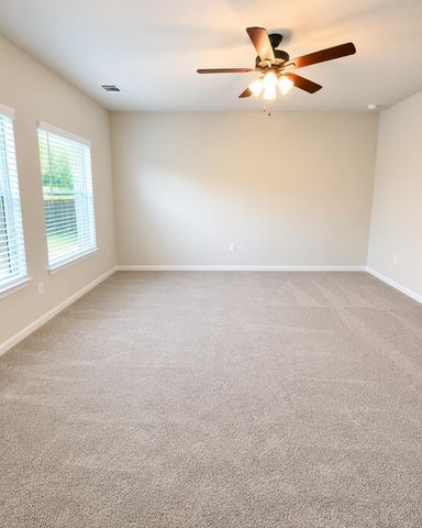 180 Olympic Park DR, Kyle, TX 78640