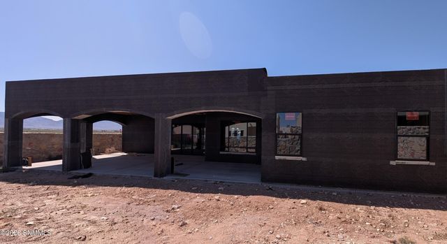 3673 Starling Lane, Las Cruces, NM 88012