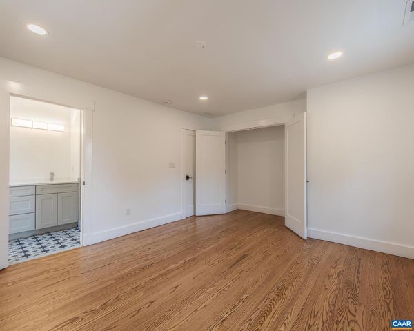 49 CANTERBURY RD, Charlottesville, VA 22903