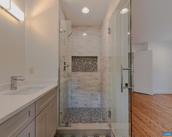 49 CANTERBURY RD, Charlottesville, VA 22903