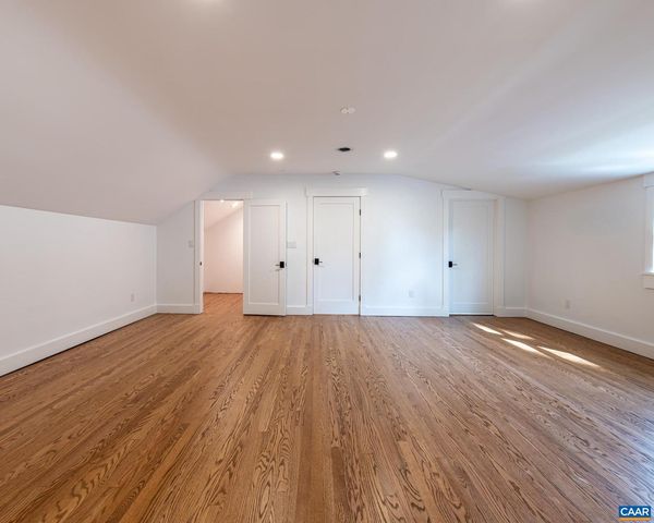 49 CANTERBURY RD, Charlottesville, VA 22903