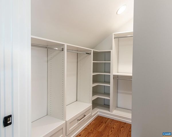 49 CANTERBURY RD, Charlottesville, VA 22903