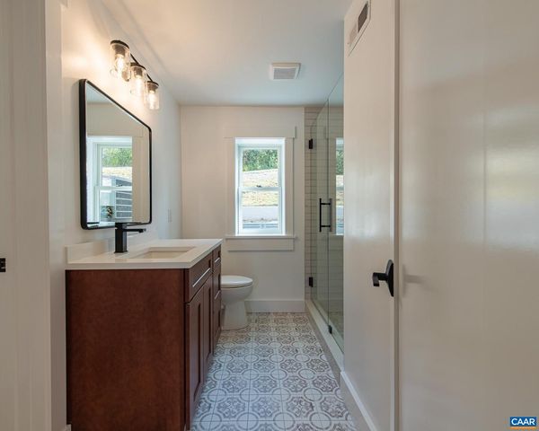 49 CANTERBURY RD, Charlottesville, VA 22903