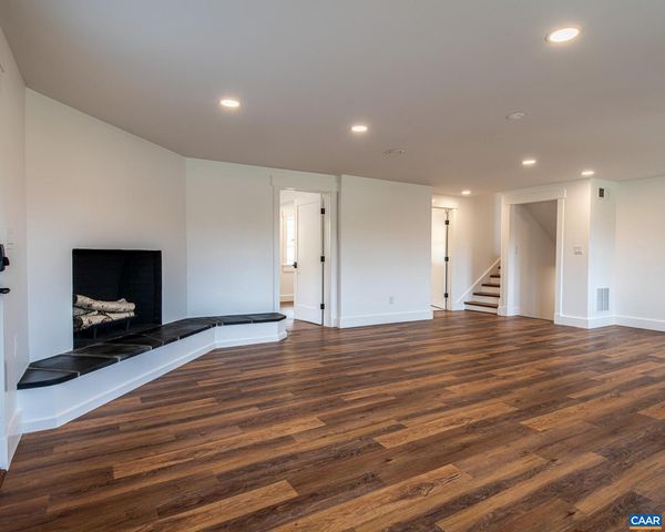 49 CANTERBURY RD, Charlottesville, VA 22903