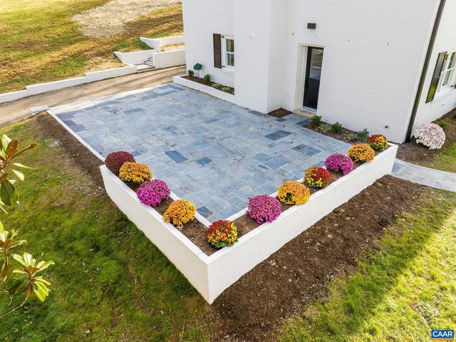 49 CANTERBURY RD, Charlottesville, VA 22903