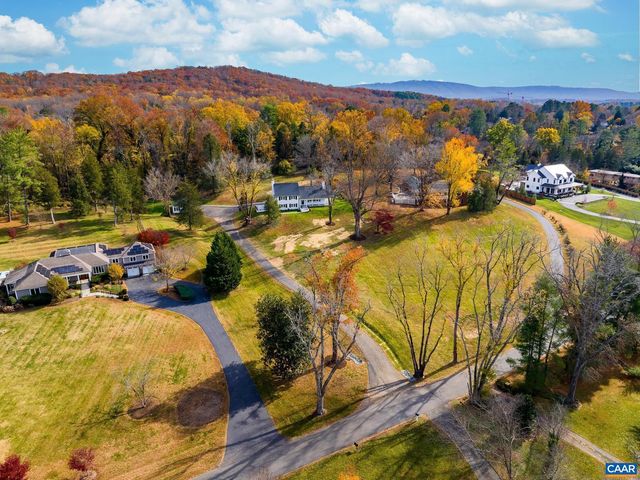 49 CANTERBURY RD, Charlottesville, VA 22903