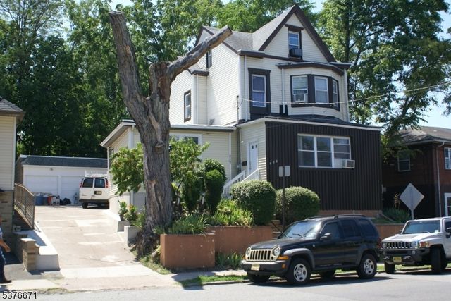 325 W Broadway, Paterson City, NJ 07522