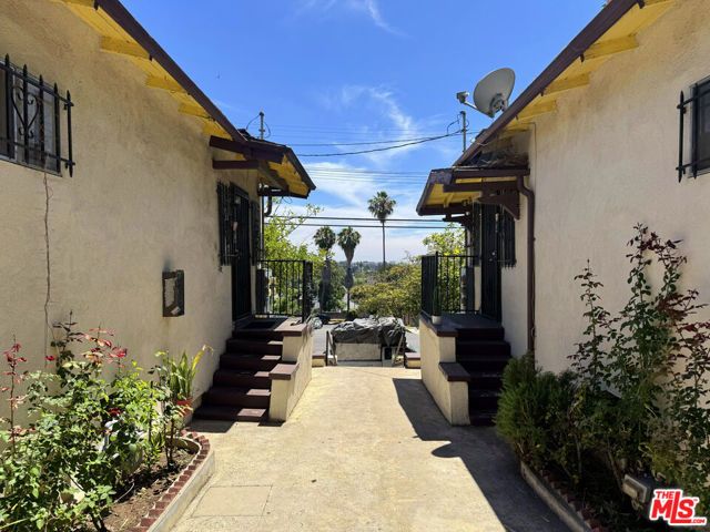 1727 Bellevue Avenue, Los Angeles, CA 90026