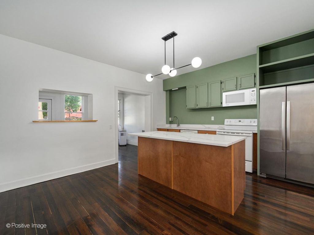 11334 S Saint Lawrence Avenue, Chicago, IL 60628 — photo 4