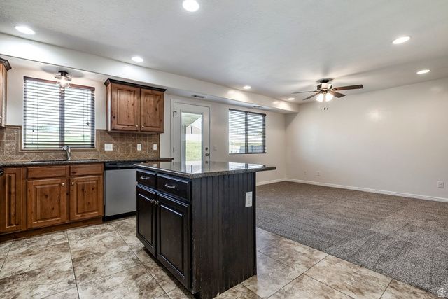 1865 W 5050 S, Roy, UT 84067