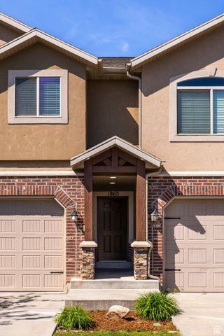 1865 W 5050 S, Roy, UT 84067