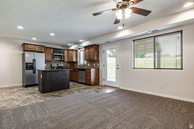 1865 W 5050 S, Roy, UT 84067