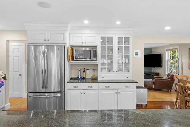 406 Lowell St, Andover, MA 01810